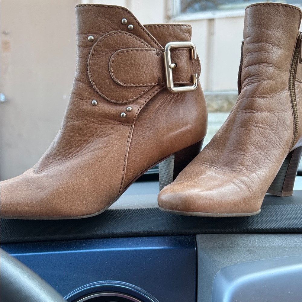 Leather ankle boots